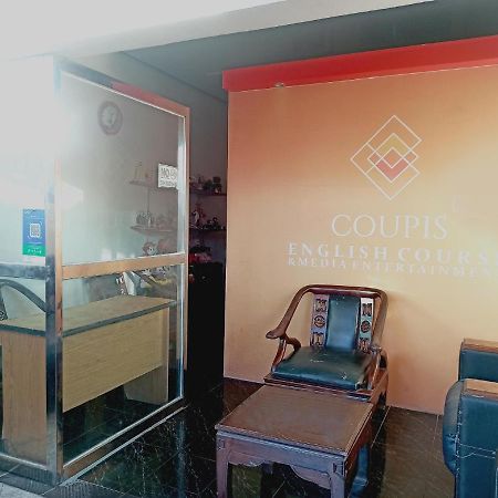 Pare Oyo3012库比斯旅馆酒店 外观 照片