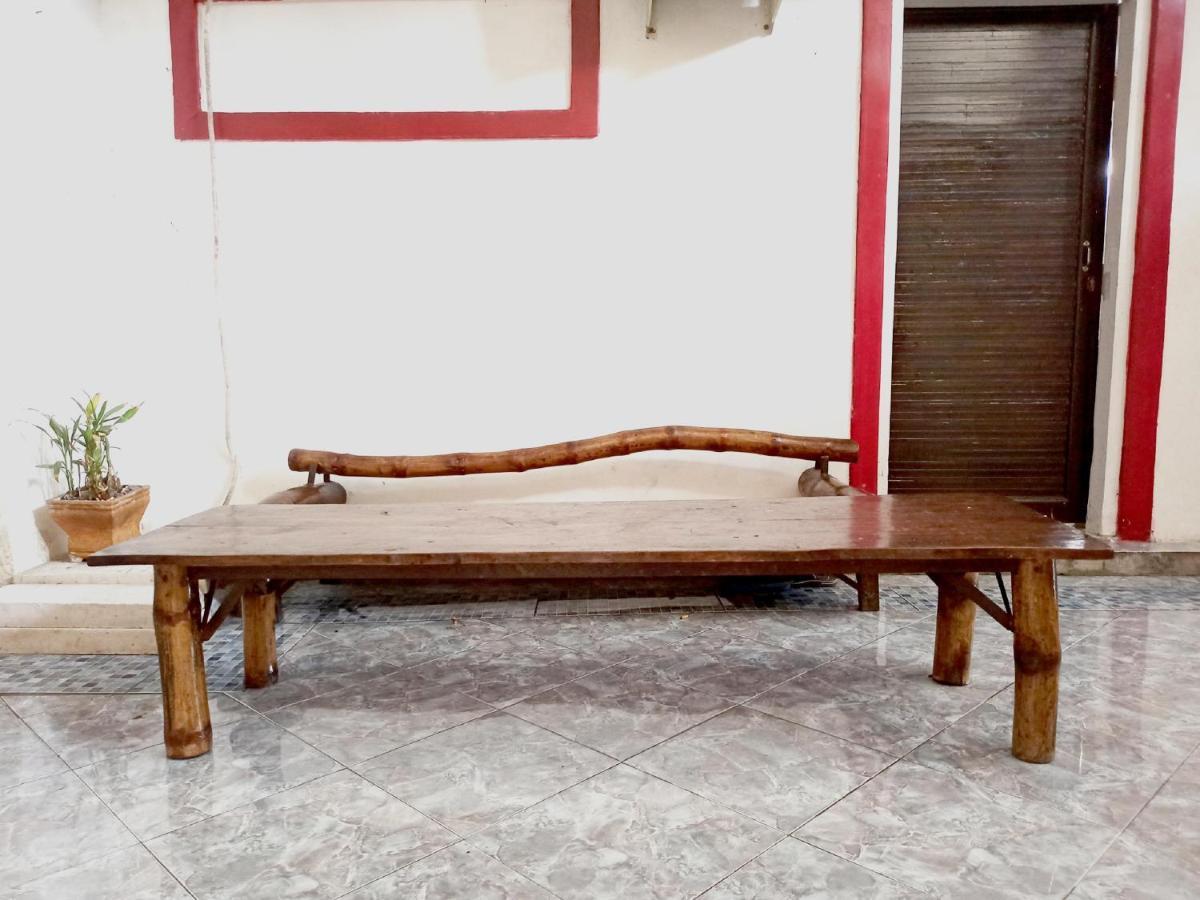 Pare Oyo3012库比斯旅馆酒店 外观 照片
